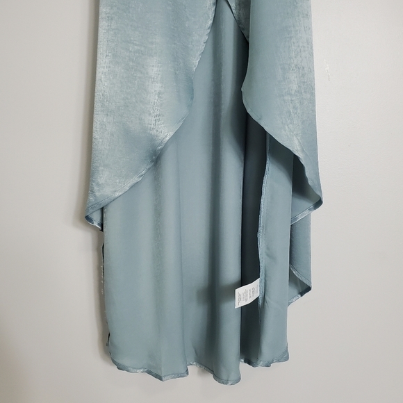Show ME YOUR MUMU MEGHAN WRAP DRESS IN SILVER SAGE SHEEN  NEW WITH TAGS - Picture 3 of 14